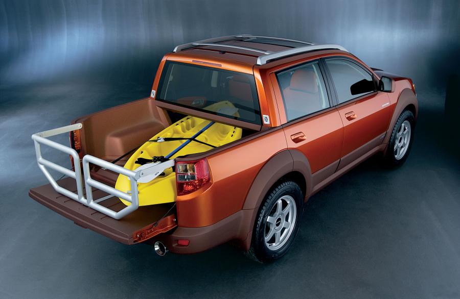 Isuzu Axiom XST Concept 2002 года  (фото 2 из 6)